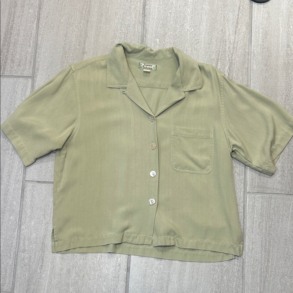 100% Silk Tommy Bahama Short Sleeve Button-Front Camp Shirt - Sage Green